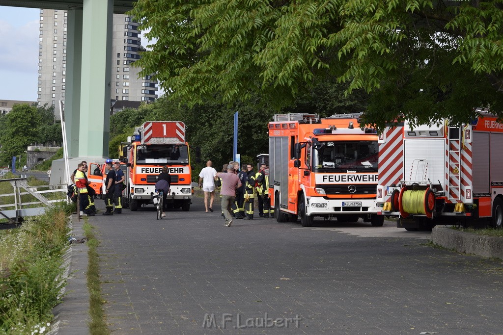 Schiff 1 Koeln in Hoehe der Koelner Zoobruecke P141.JPG - Miklos Laubert